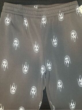 Ghost Face Sleep Pants Men’s Medium Gray Horror Lounge Pajama Bottoms